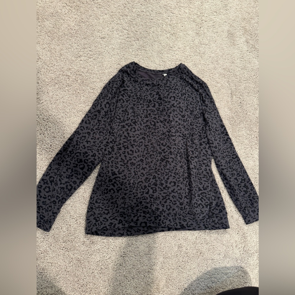 Oversized Athleta sweatshirt